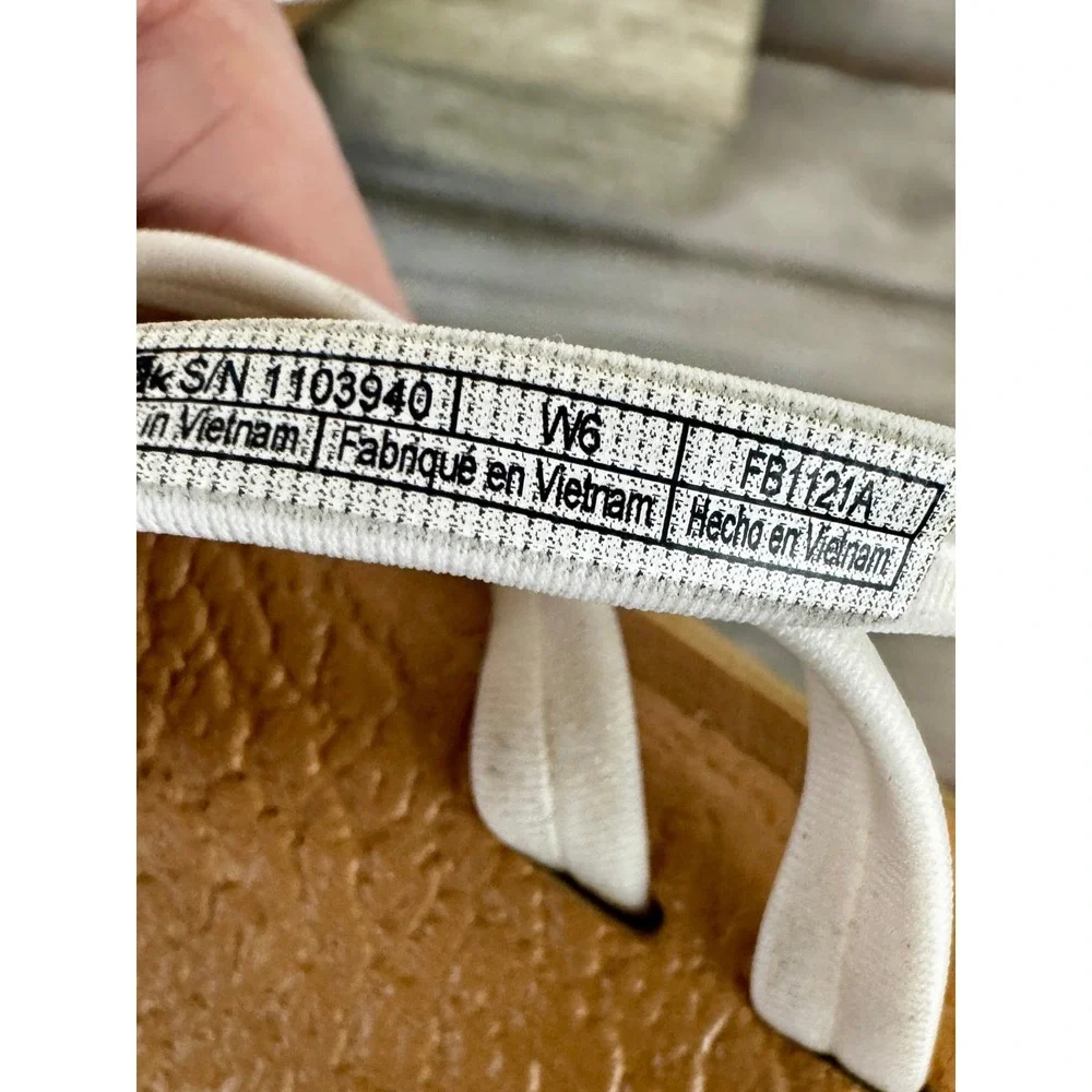 Sanuk Yoga Sling White Strappy Sandals Women Size‎ 6 1103940 Tan Footbed Beacy